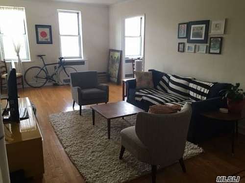 3rd image of 7011 108th St APT 6B