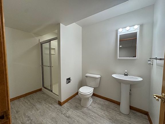 5th image of 3902 Marryat Dr
