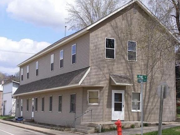 5th image of 104 Pine St #10903970