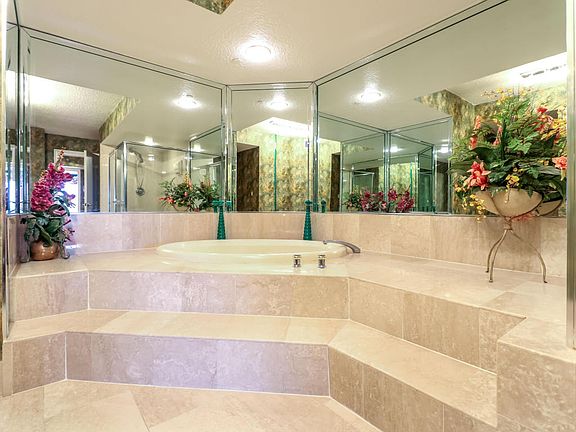 3rd image of 3600 S Ocean Blvd APT 603