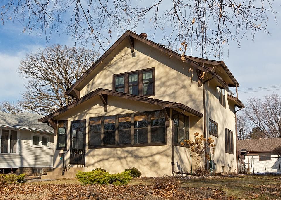 1st image of 2551 McKinley St NE