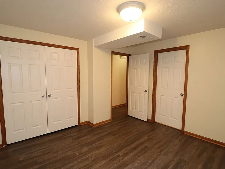 2120 Thompson Dr — Photo 32