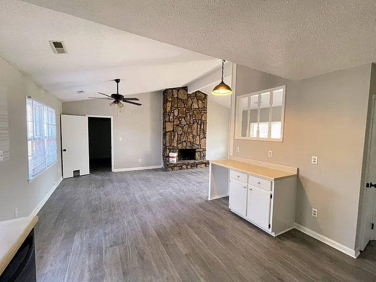 1501 Westview Dr NW — Photo 10