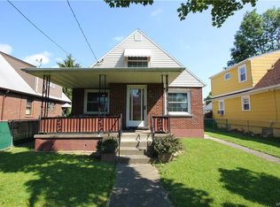 2224 Woodlawn Ave, Niagara Falls, NY 14301