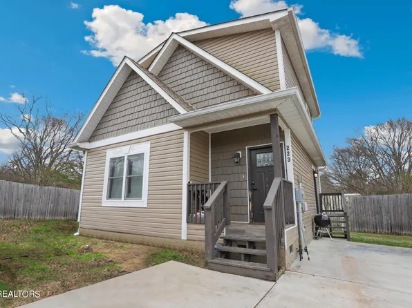 223 Gliden St, Athens, TN 37303
