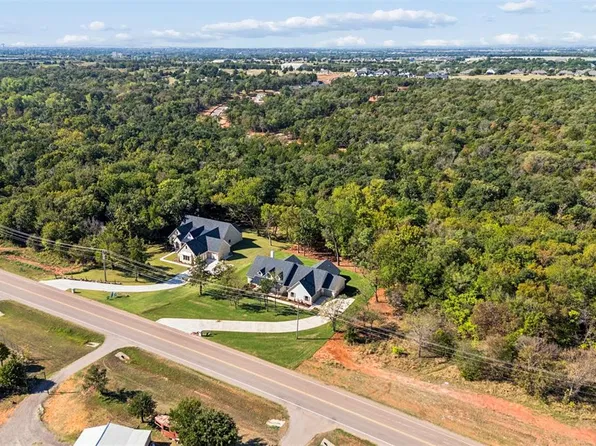 13001 S Coltrane Rd, Edmond, OK 73034