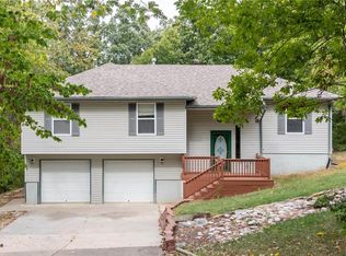 136 SE 621st Rd, Warrensburg, MO 64093