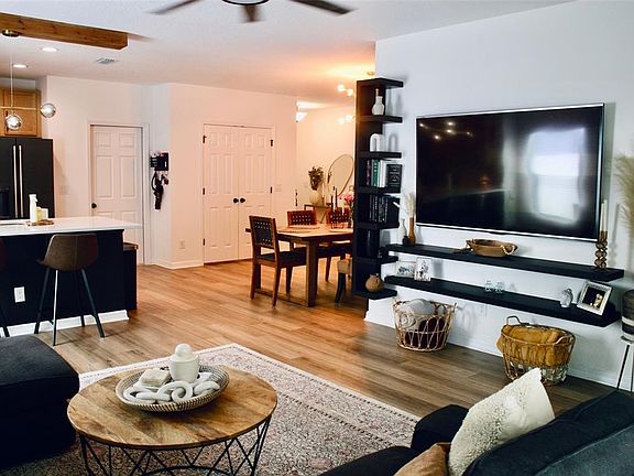 3rd image of 5501 SABAL DRIVE