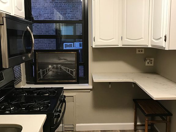 2nd image of 21306 75th Ave APT 3K
