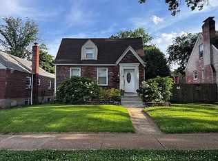 6730 Etzel Ave, Saint Louis, MO 63130