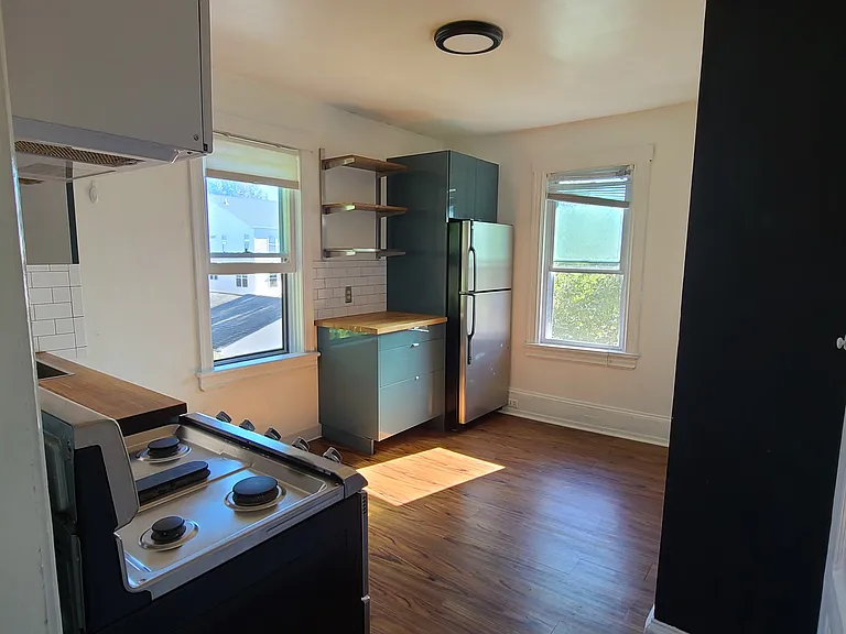 219 Virginia Ave #B — Photo 17