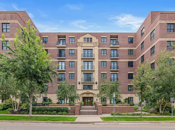 370 Marshall Ave APT 401, Saint Paul, MN 55102