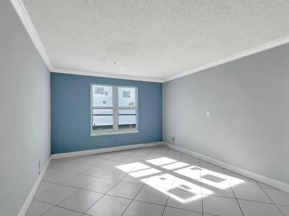 2301 N Congress Ave, Boynton Beach, FL