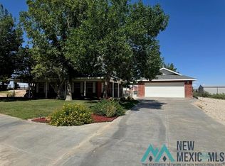 2412 Camino Del Oso, Carlsbad, NM 88220