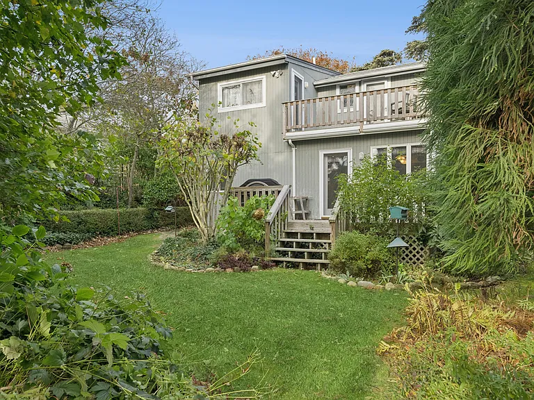 22 Flagg Ave — Photo 34