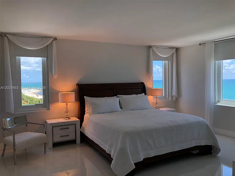 2301 Collins Ave #1210 — Photo 21