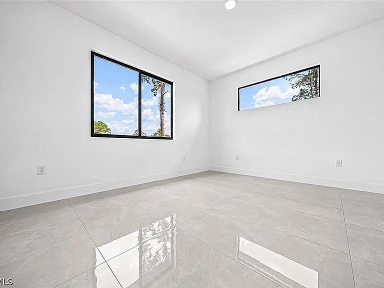 3001 Unice Ave S — Photo 13