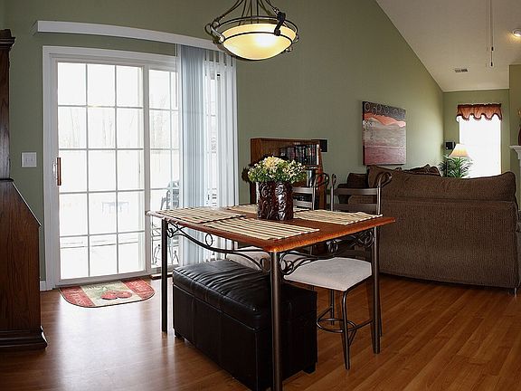 Formal Dining