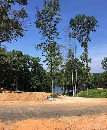 4th image of 110 Sherbrook Ln