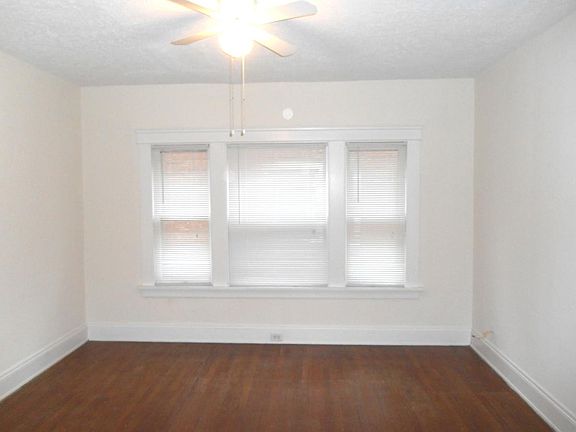 3rd image of 11715 Nelson Ct