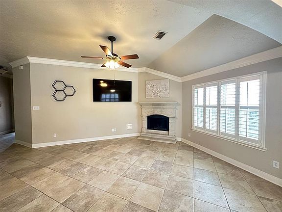 2nd image of 1526 Waterside Village Dr