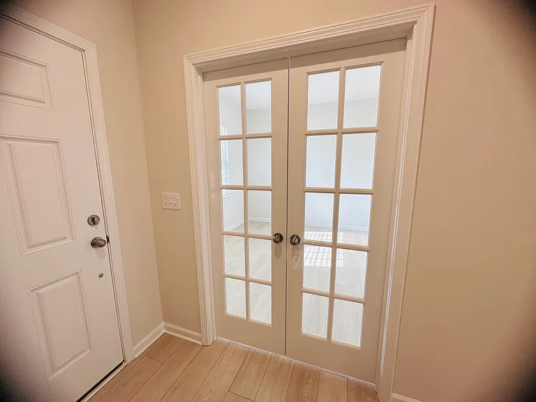214 Hamptons Cove Rd — Photo 4