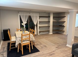 2604 Quincy Adams Dr, Herndon, VA 20171