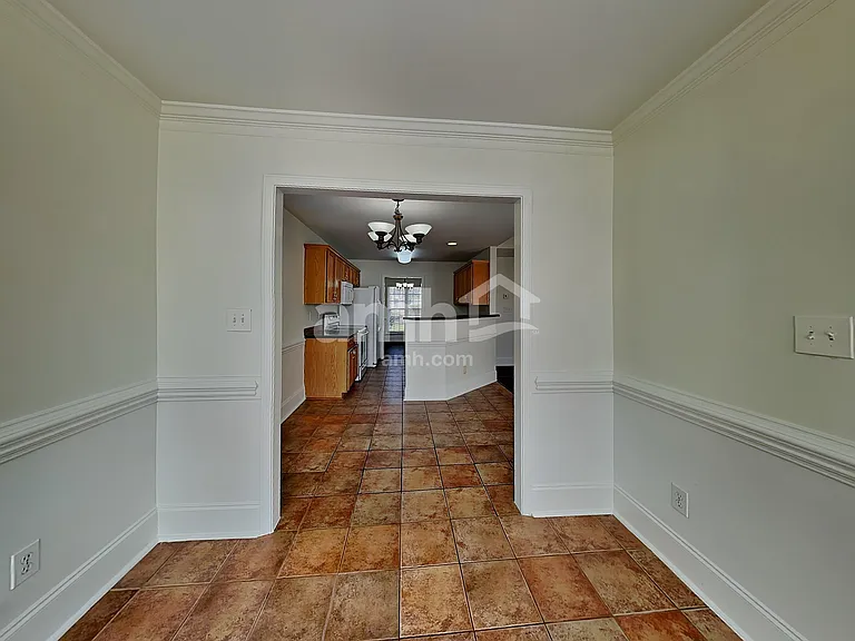 3437 Continental Dr — Photo 10