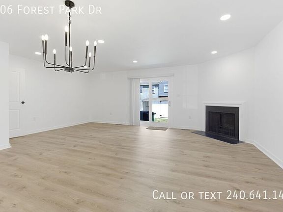 5th image of 1606 Forest Park Dr