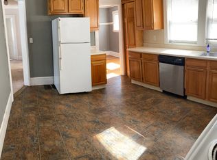 47 Bridges Ave, Newtonville, MA 02460