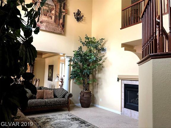 4th image of 5836 Altissimo St