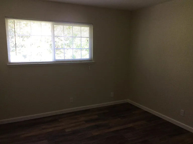 15880 Marcella St — Photo 13