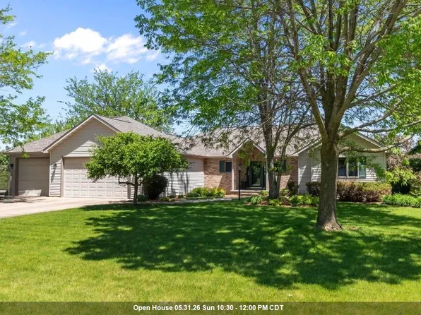 N2678 Glockenspiel Ln, Appleton, WI 54913