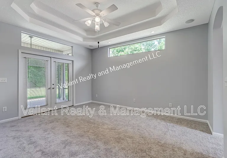 12197 Ripken Cir N — Photo 28