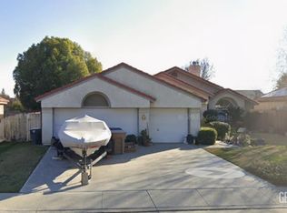 10209 Single Oak Dr, Bakersfield, CA