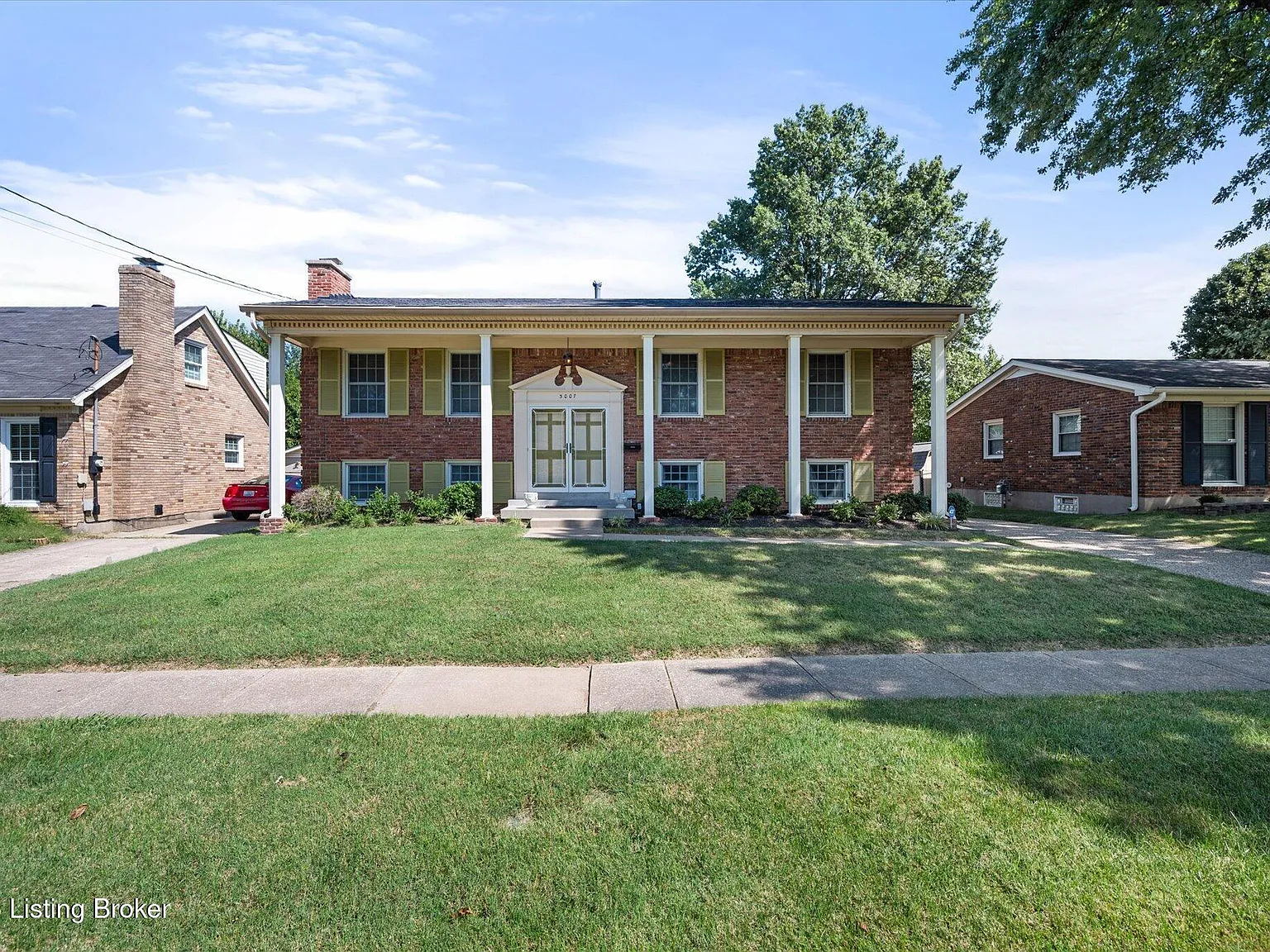 4 bed, 3.0 bath, 1919 sqft, $2,100 — Photo 2