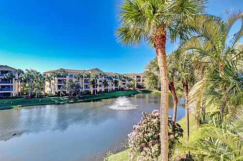 800 Uno Lago Dr Photo 1