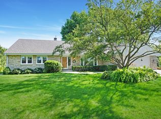 2209 W Hickory Ln, Mequon, WI 53092