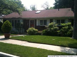 38 Clinton Ct, Staten Island, NY 10301