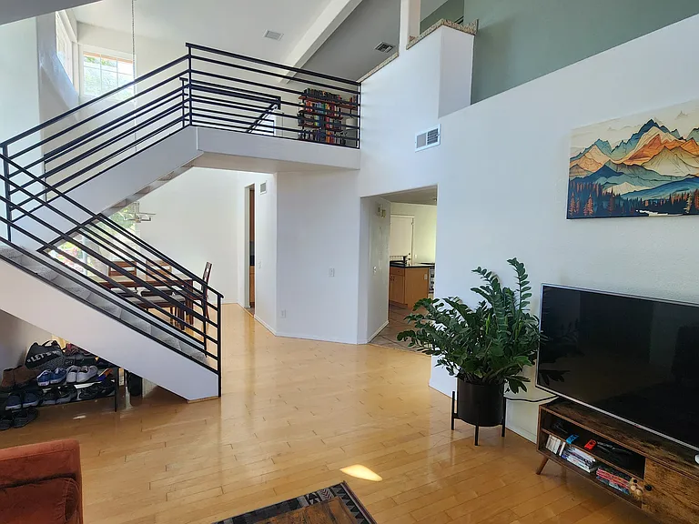 3802 E Park Ave — Photo 4