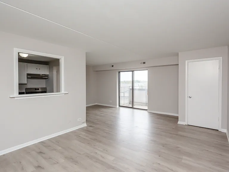 1460 Fairlane Dr #414 — Photo 6