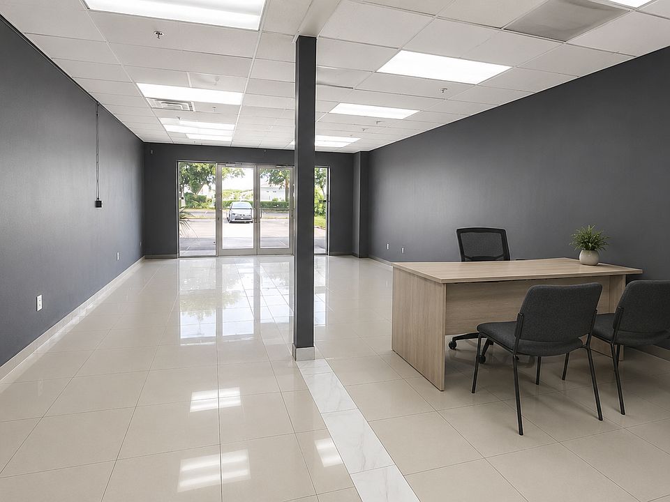 2nd image of 1901 S John Young Pkwy #3