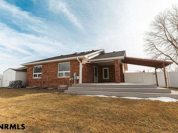 2nd image of 3701 Juniper Dr
