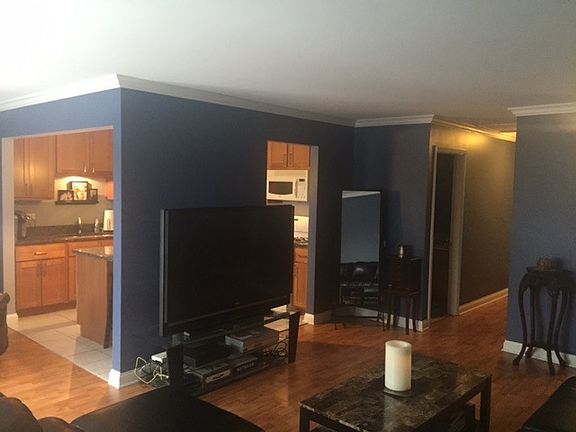 2nd image of 235 Driftwood Ln Unit B2