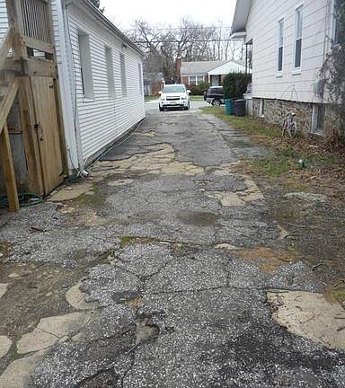 4th image of 7512 Seven Mile Ln