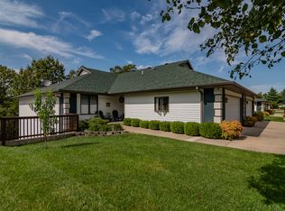 127 Southport Ln #20, Kimberling City, MO 65686
