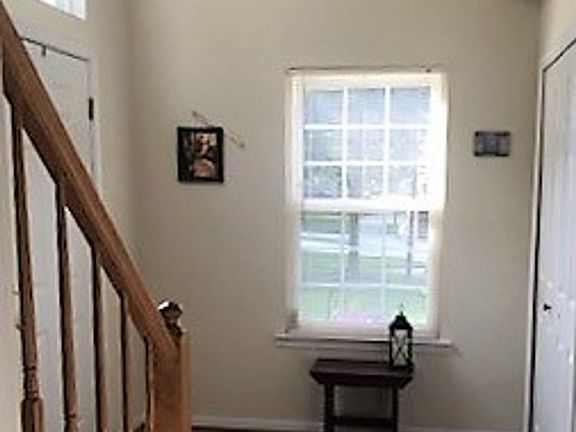 3rd image of 6015 Keble Dr