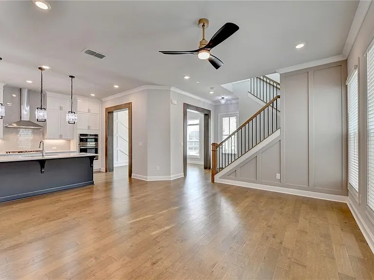 4536 Molder Dr — Photo 19