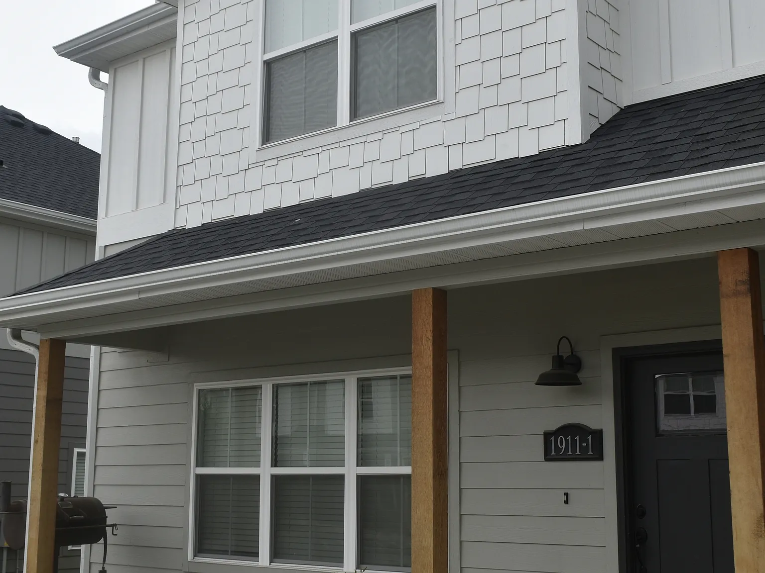 1911 S Garland Ave — Photo 3