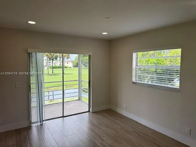 862 Flanders St #862-R — Photo 7